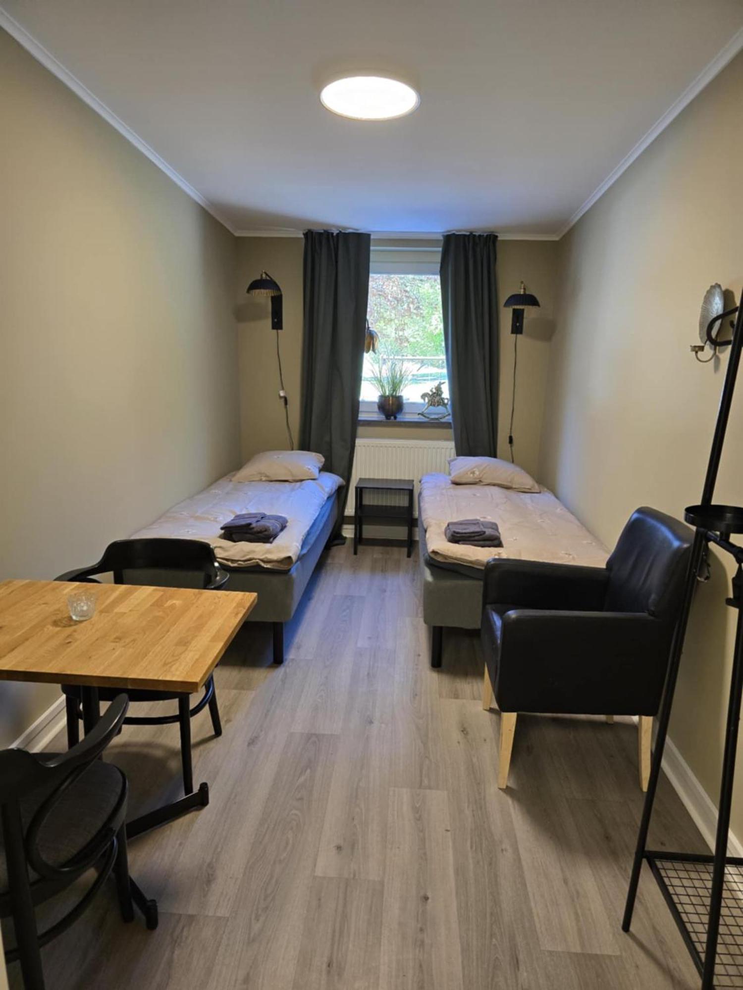 Stora Ekeberg Vandrarhem Axvall 外观 照片